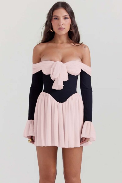 Off Shoulder Long Flare Sleeve Patchwork Knotted Pleated Hem Party Mini Dresses-White-Hayhty.All Rights Reserved.