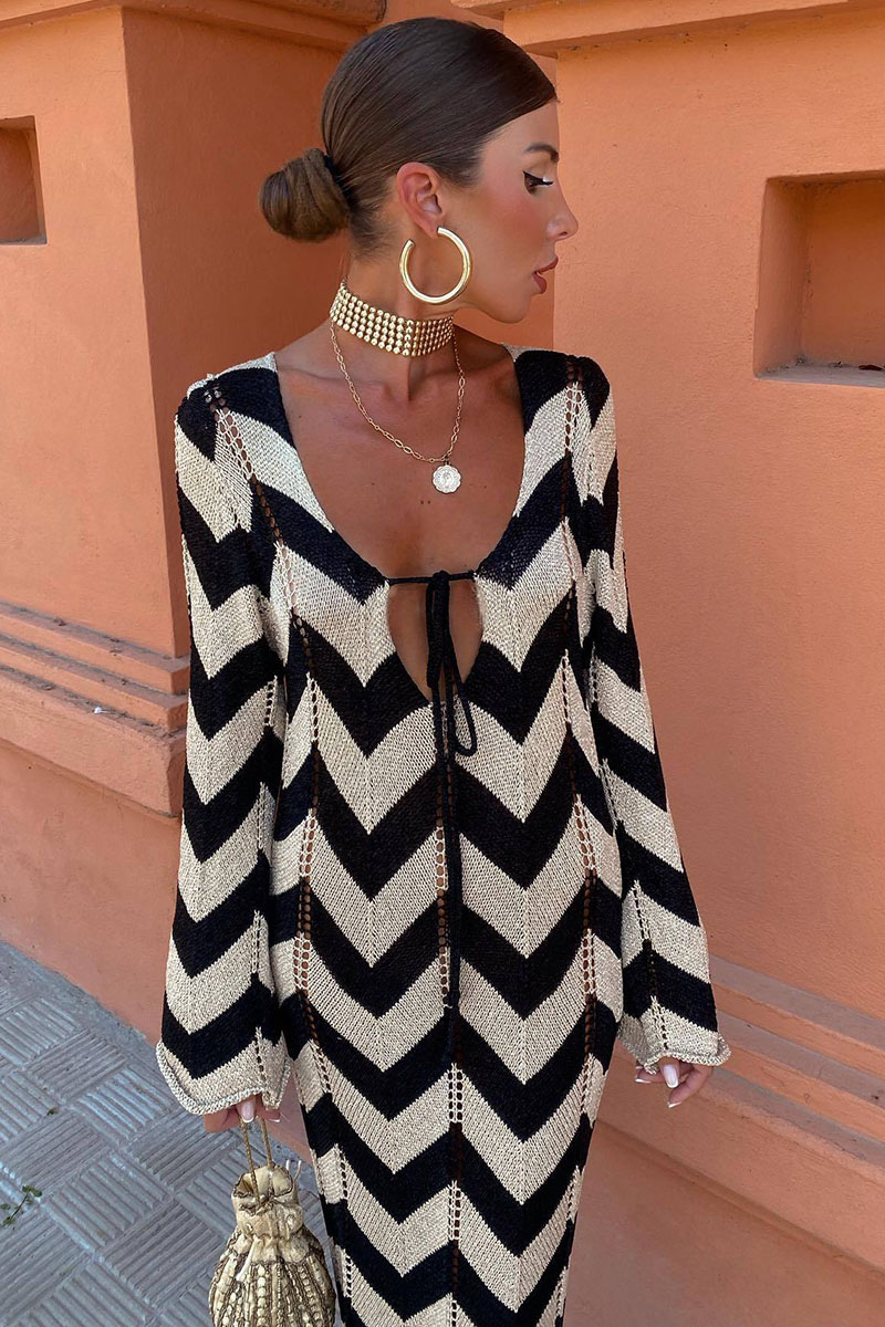 Colorblock Wavy Crochet Long Sleeve Vacation Cover-Up Maxi Dresses-Black-Hayhty.All Rights Reserved.