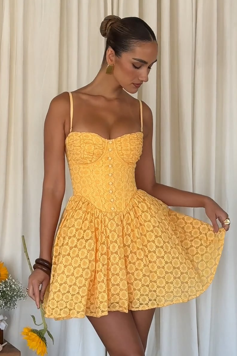 Daisy Pattern Lace Cinch Waist Slip Mini Dresses-Yellow-Hayhty.All Rights Reserved.