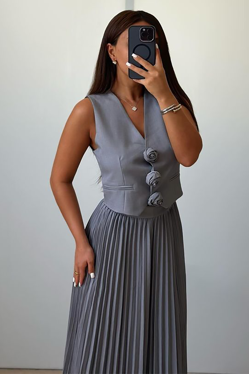 3D Flower Decor V Neck Vest Pleated Maxi Skirt Matching Set-White-Hayhty.All Rights Reserved.