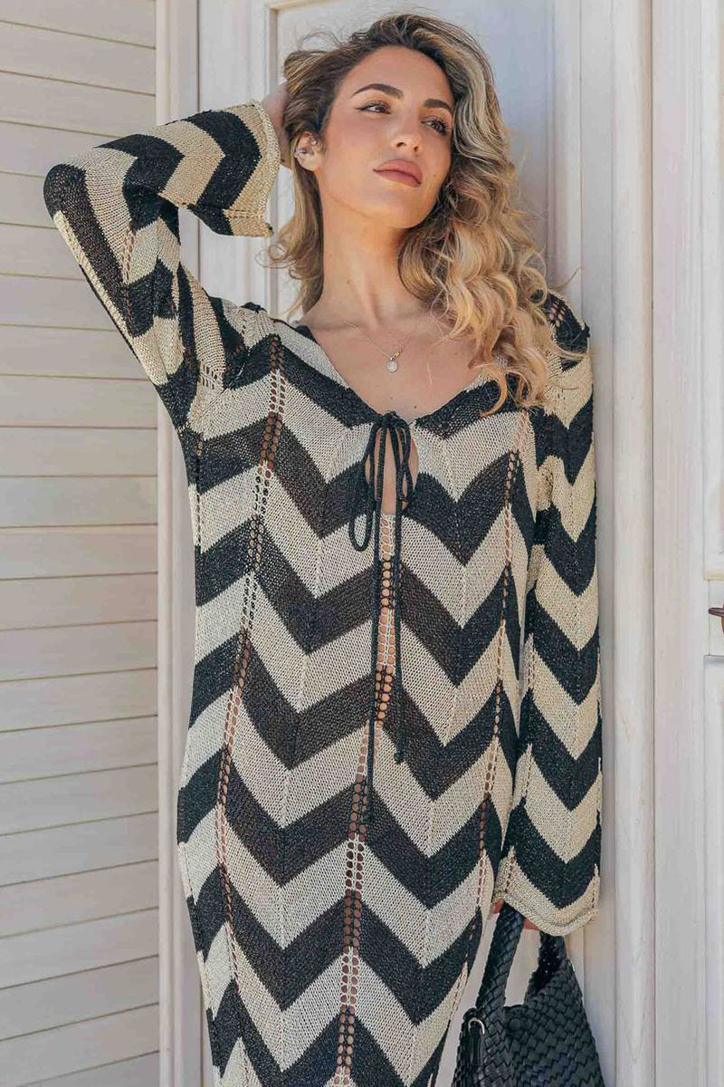 Colorblock Wavy Crochet Long Sleeve Vacation Cover-Up Maxi Dresses-Black-Hayhty.All Rights Reserved.