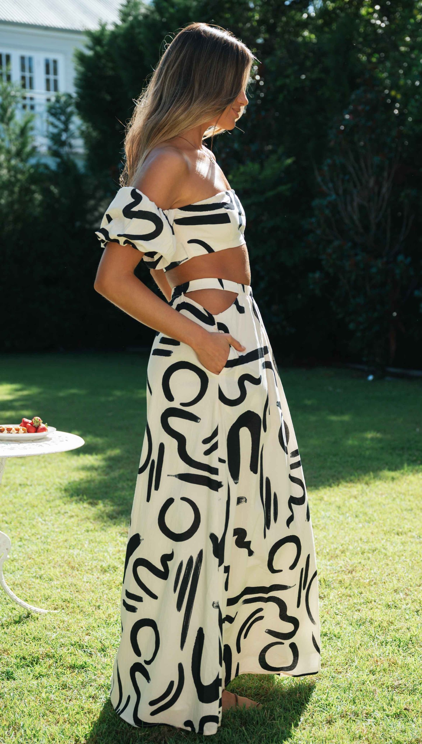 Doodle Printed Off-shoulder Maxi Dress Matching Set-Hayhty.All Rights Reserved.