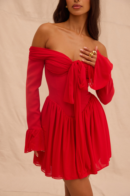 Off Shoulder Long Flare Sleeve Patchwork Knotted Pleated Hem Party Mini Dresses-White-Hayhty.All Rights Reserved.