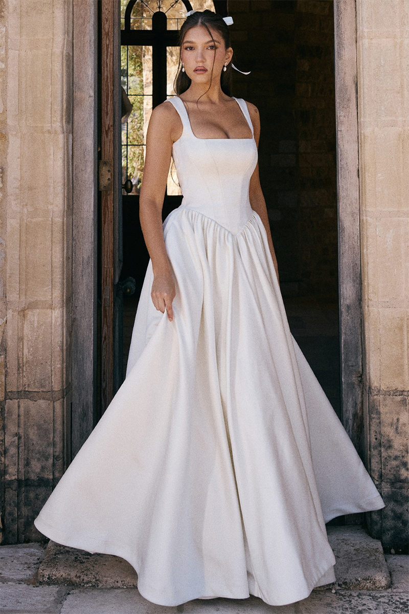 Wide Straps Corset Solid Color Gowns Maxi Dresses-White-Hayhty.All Rights Reserved.