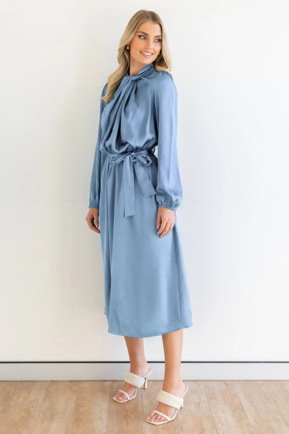 Ruched Knotted Long Sleeve Satin Midi Dresses-Hayhty.All Rights Reserved.