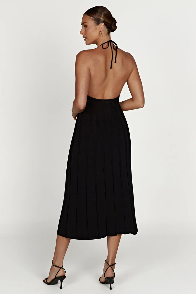Solid Color Pleated Knit Open Back Halter Midi Dresses-White-Hayhty.All Rights Reserved.
