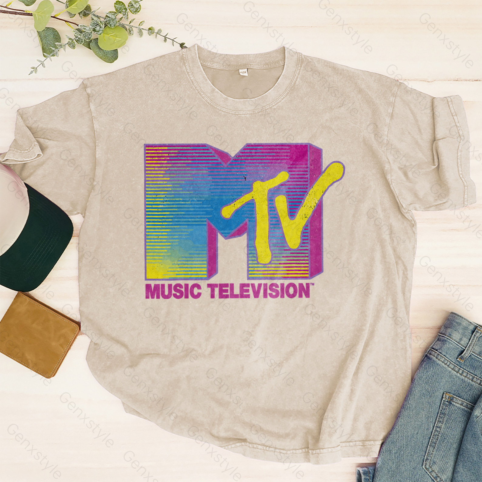 Washed MTV Distressed Fluorescent Gradient Logo T-shirt