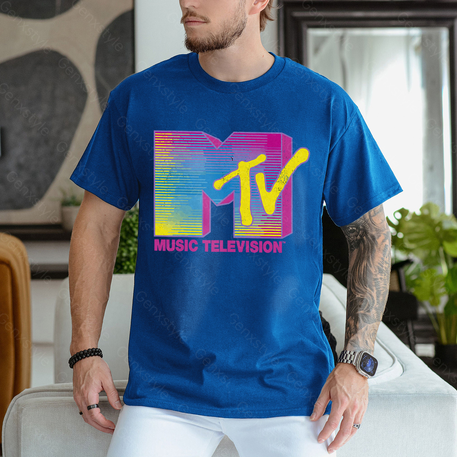 MTV Distressed Fluorescent Gradient Logo T-shirt