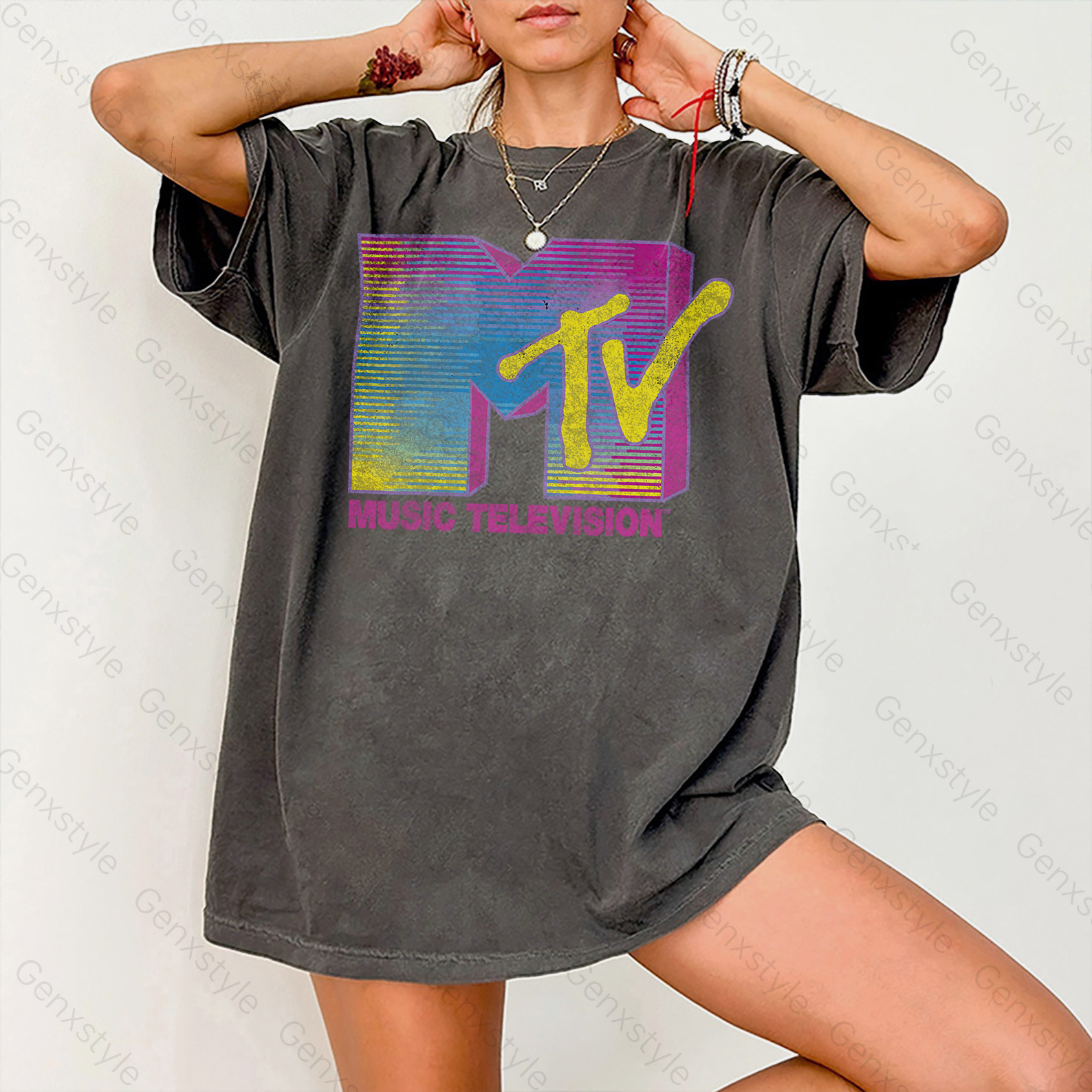 Washed MTV Distressed Fluorescent Gradient Logo T-shirt