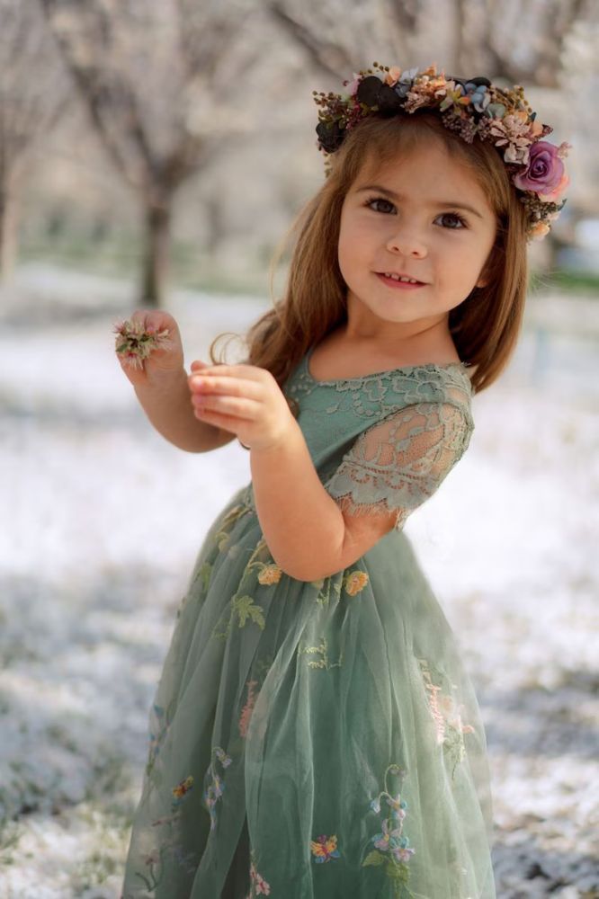 Beautiful Sage Long Ball Gown Tulle Embordery Flower Girl Dresses