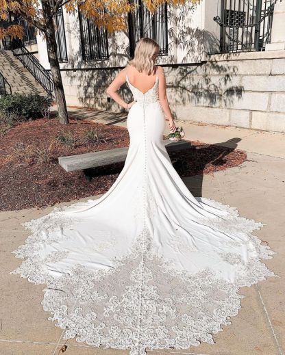 Spaghetti Strapes Floral Lace V neck Wedding Dress