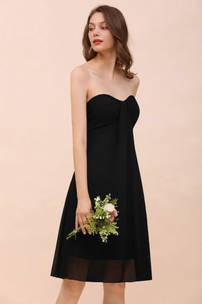Sweetheart Black Short Wedding Party Dress Sleeveless Knee Length Bridesmaid Dress