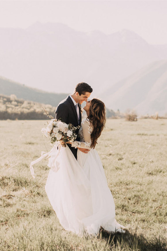 Chic Long Sleeve Tulle A-line Wedding Dresses | Appliques Floor Length Bridal Gowns