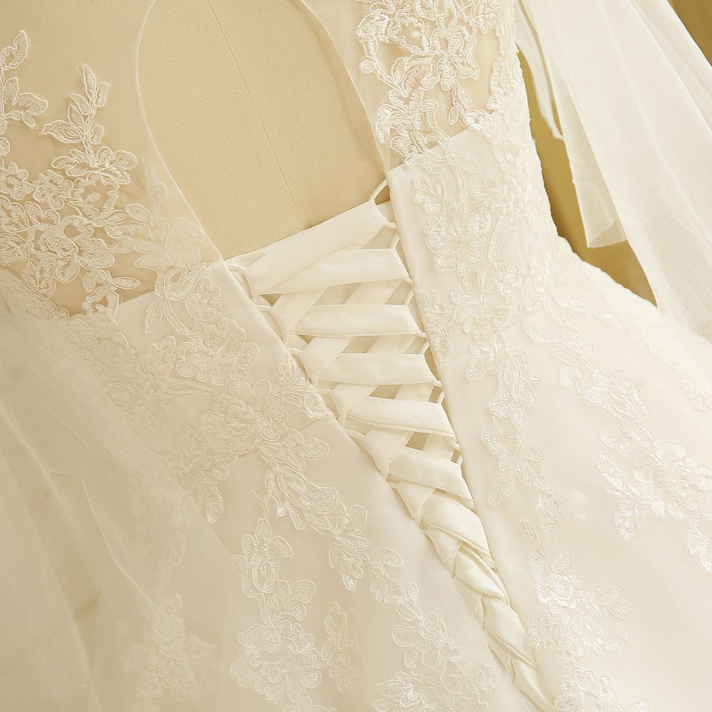 Elegant Plus Size Lace Wedding Dress A-line Floor Length V-neck Tulle Appliques Lace-up Poet Sleeves