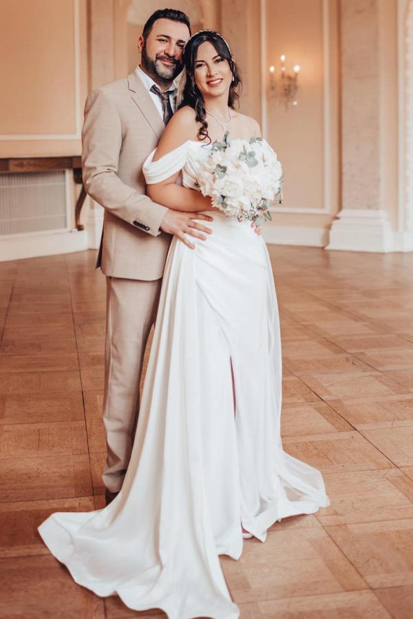 White Off-the-shoulder high split court train wedding dress