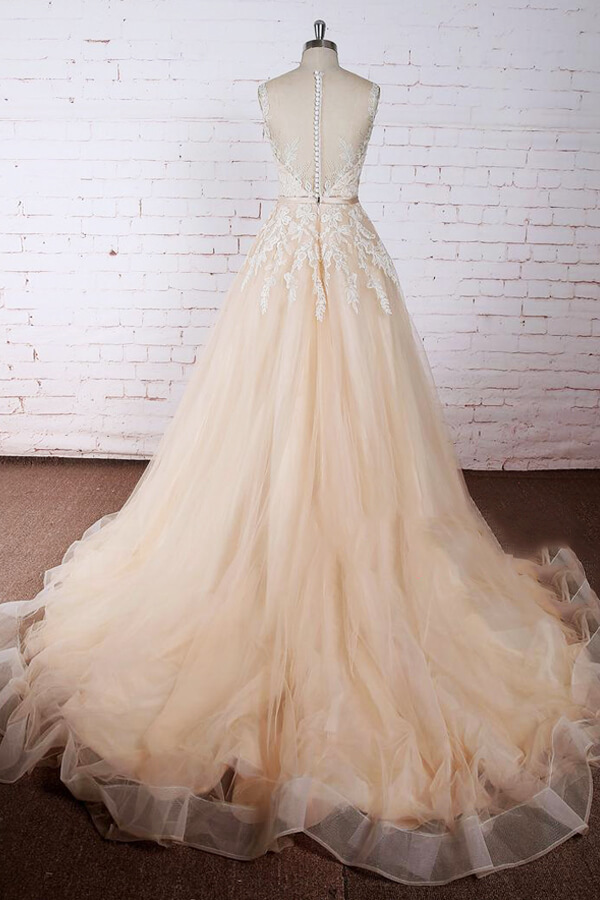 Sweetheart Tulle Belt Simple A-line Garden Wedding Dress