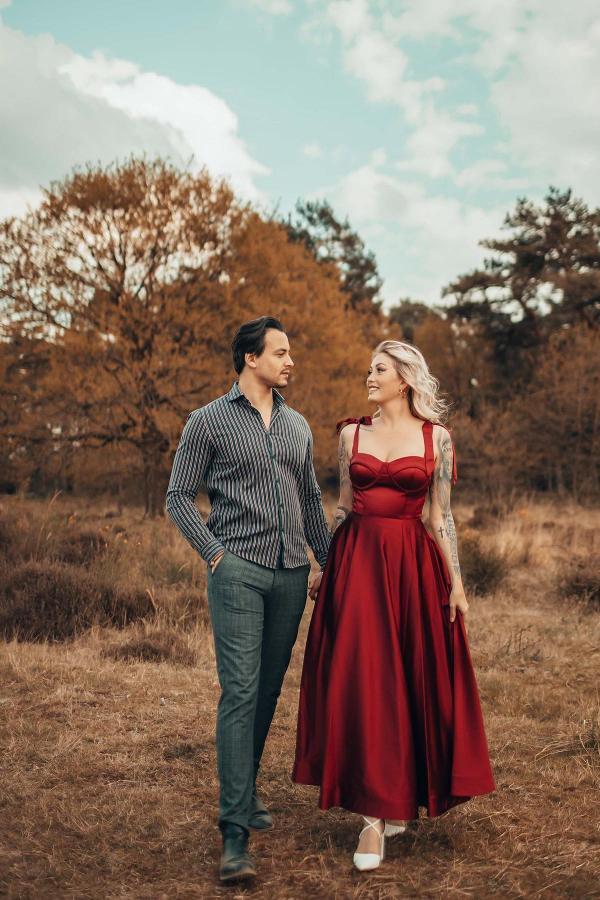 Chic Burgundy Sweetheart Long Evening Dress Sleeveless Satin Prom Dress