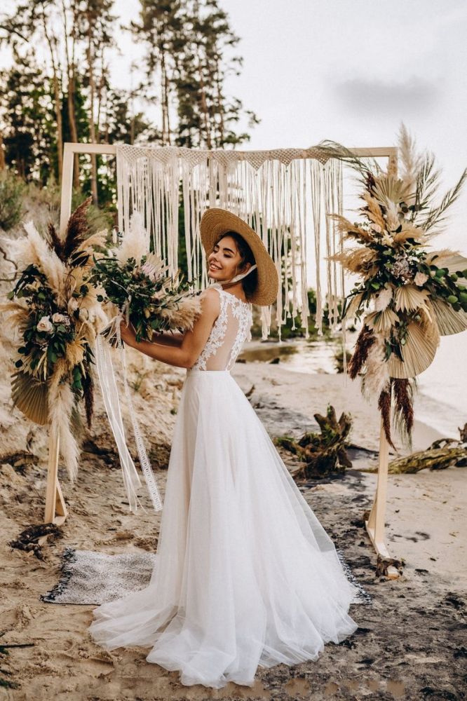 Boho tulle white beach sleeveless long flowy wedding dress