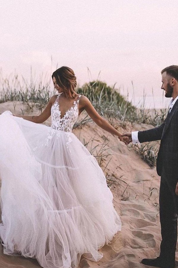 V-neck Elegent Boho A-line Tulle Wedding Dresses