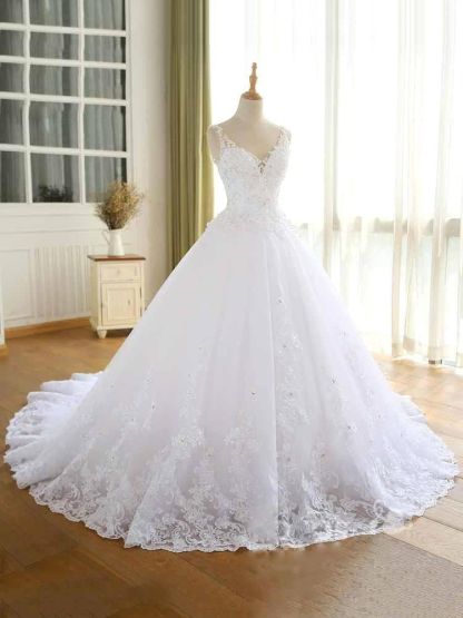 Luxury Lace Beaded Wedding Dresses 2021 V Neck Straps Long Ball Gown Wedding Party Bridal Dress