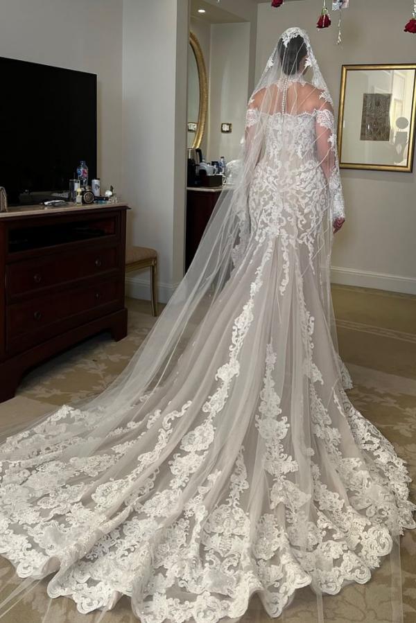 Gorgeous High Neck Sweetheart Mermaid White Lace  Wedding Dress with Appliques