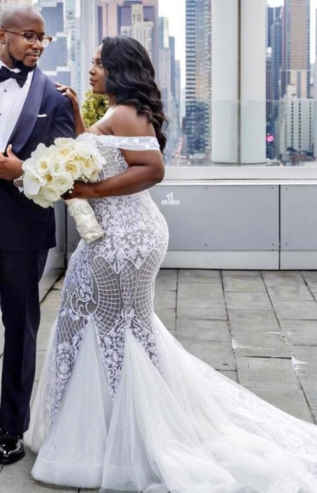 Off-the-shoulder Lace Mermaid Plus Size Wedding Dresses