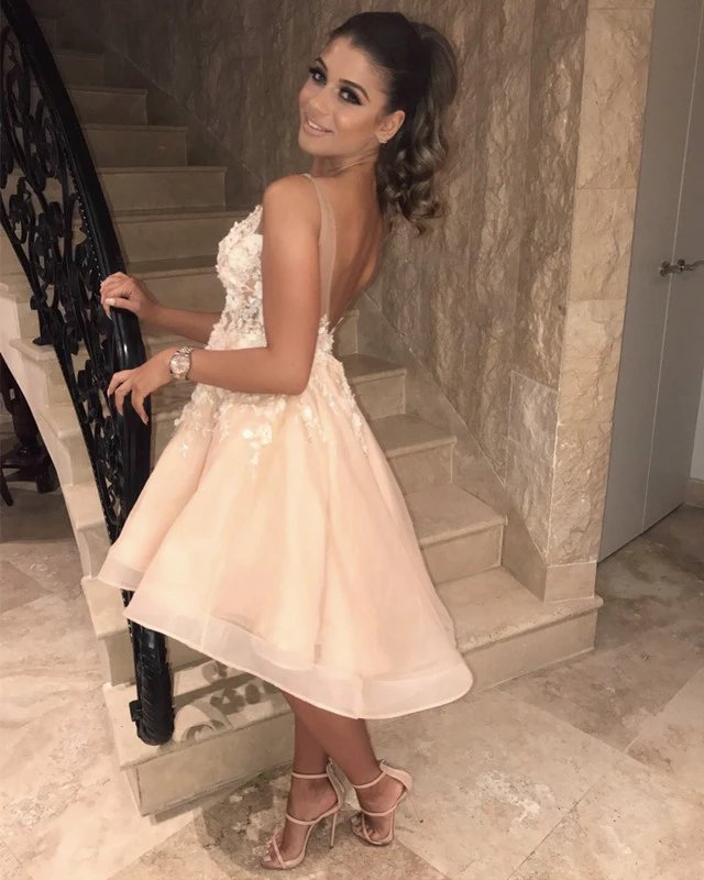 Sexy Spaghetti Straps V Neck Homecoming Dress | Chic Appliques Flowers Short Homecoming Dress
