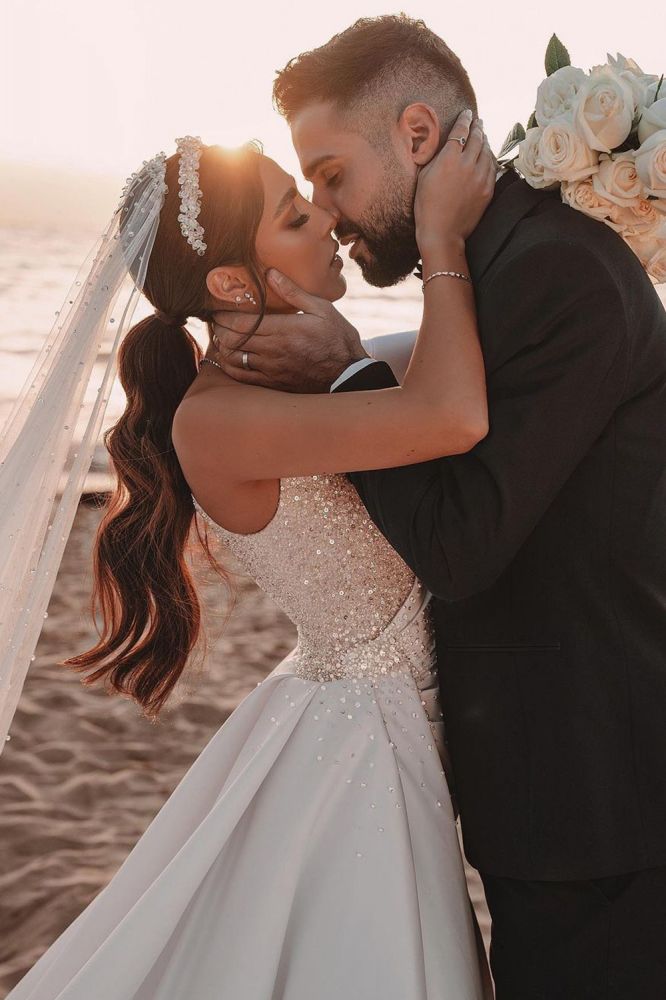 Sexy One Shoulder Ruffle Satin Sparkly Seqiuns Mermaid Bridal Dress with Sweep Court Train