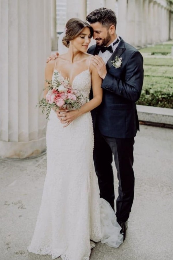 Simple chiffin bohomian white wedding dress
