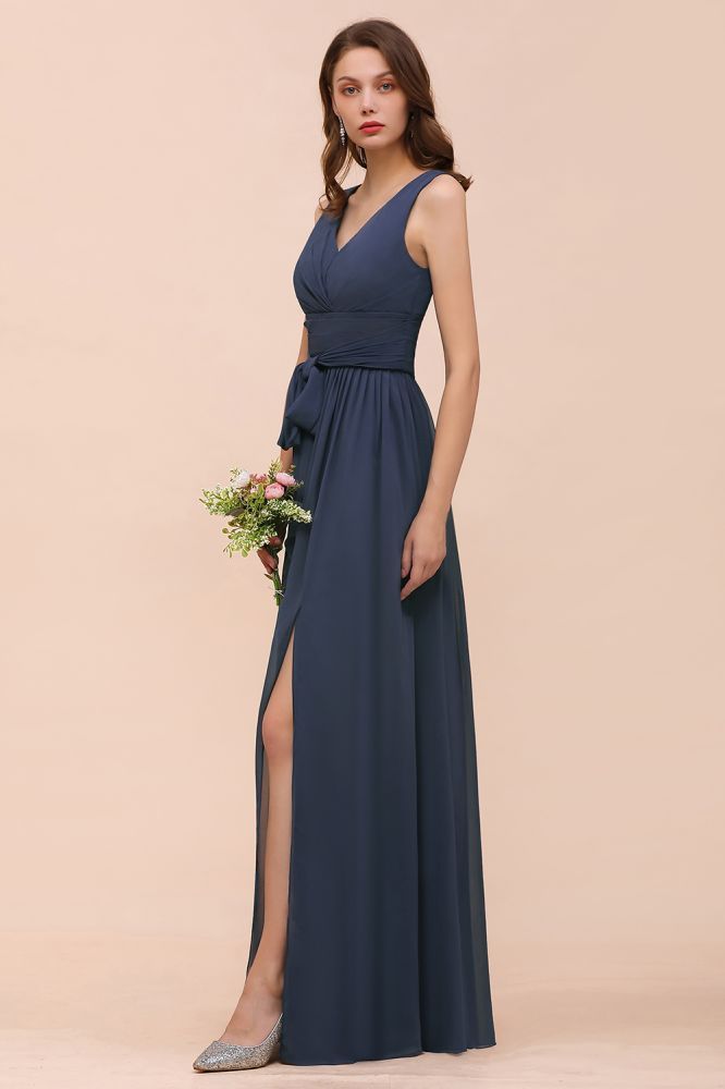 Chic Sleeveless A-line Bridesmaid Dress V-Neck Side Slit Formal Party Dress