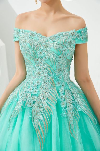 Henry | Elegant Off-the-shoulder Princess Red/Mint Prom Dress with Wing Emboirdery