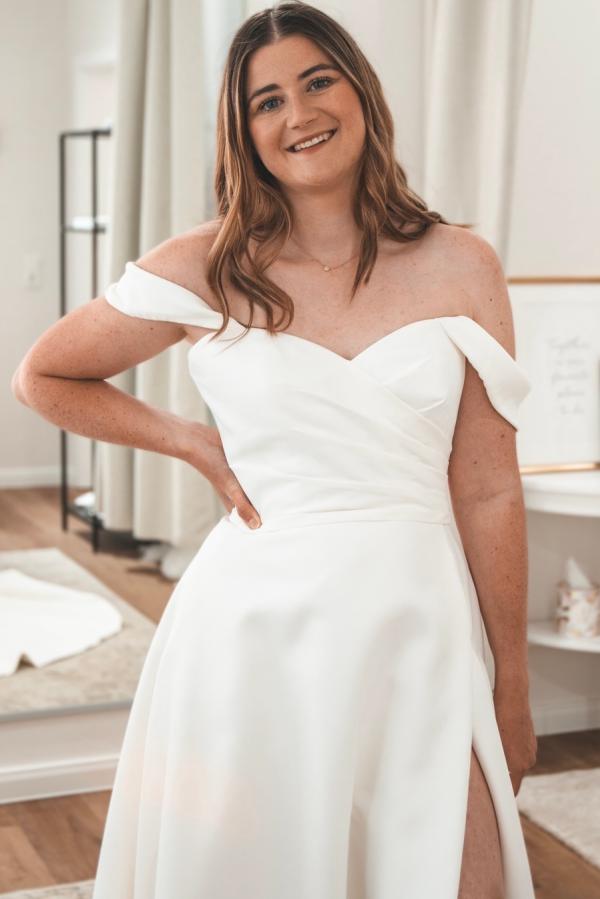White Off the shoulder A-line Court Train Wedding Dresses