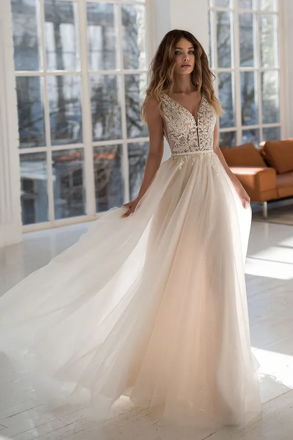 V-neck Ivory Chiffon Beach Boho Bridal Gowns