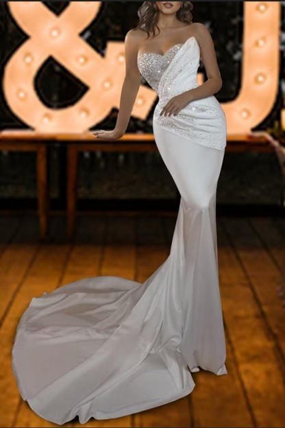 Trendy Strapless Mermaid Satin Wedding Dress with Train