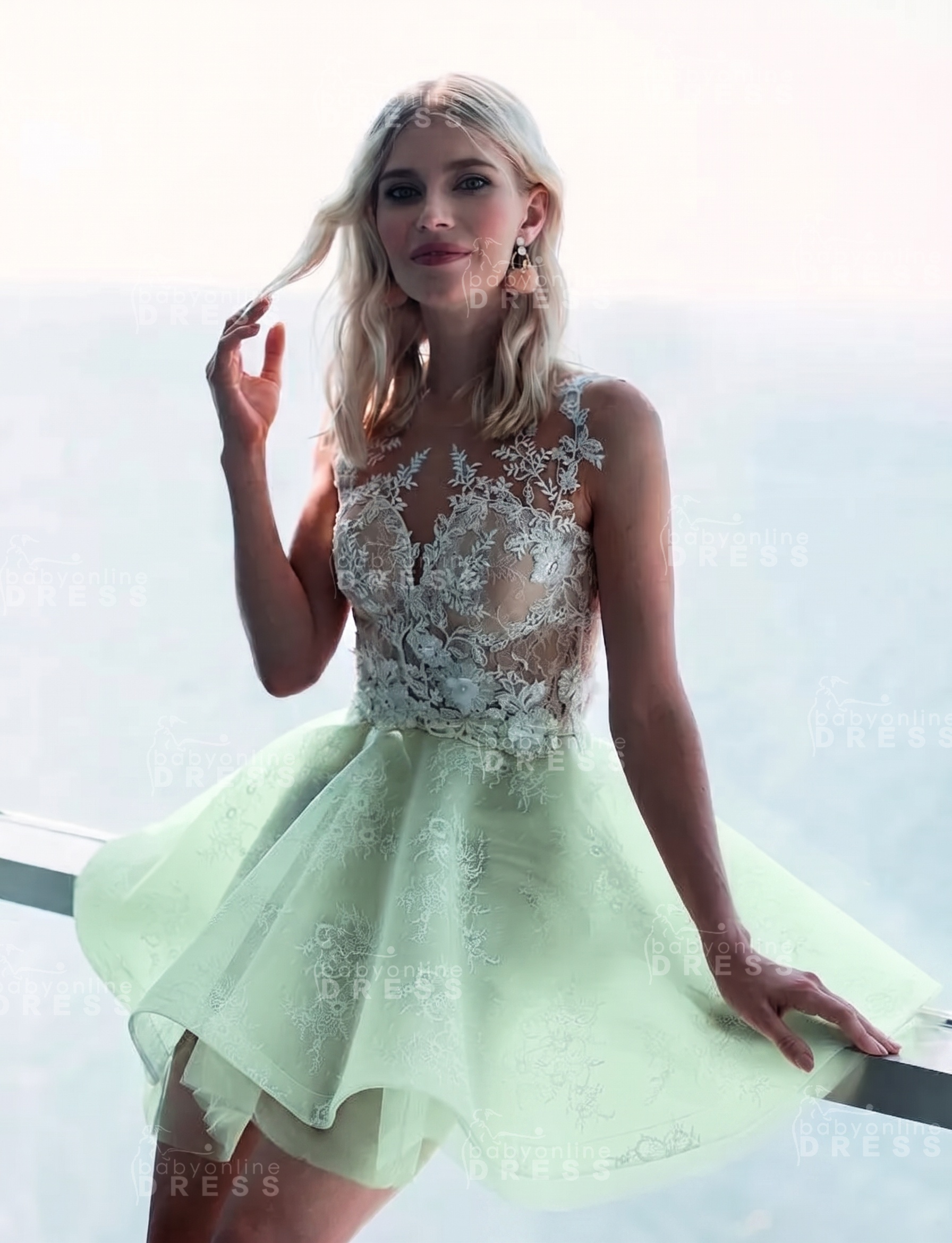 Sleeveless Lace Puffy Flowers A-Line Short Homecoming Dress with Appliques