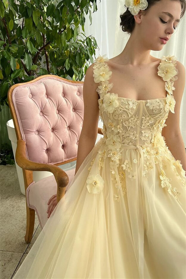 Square neck Yellow Tulle Long Prom Dresses with Lace Appliques