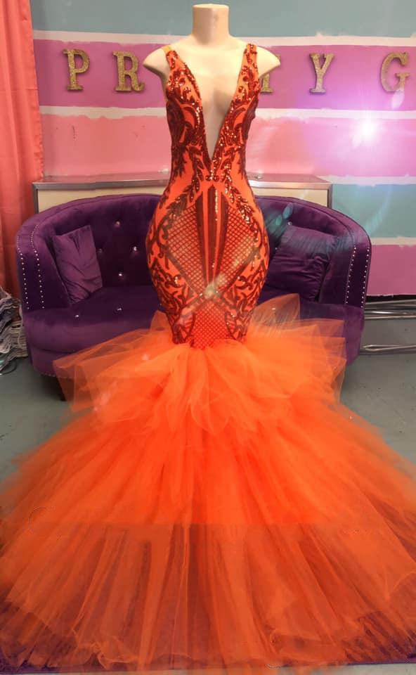 Sexy Sleeveless Deep V-neck Tulle Puffy Train Orange Prom Dress