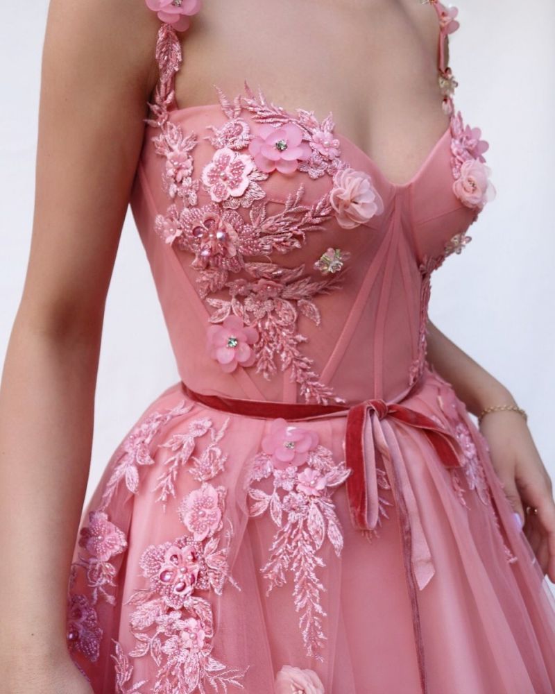 Pink Gorgeous A-line Spaghetti Tulle Flower Applique Prom Dresses