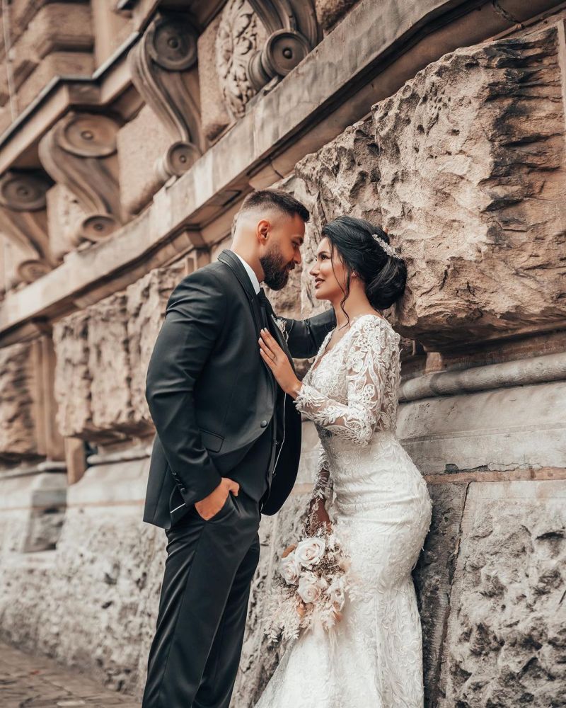 slim wedding dresses lace Elegant V-Neck White Floral Lace Mermaid Wedding Dress Long Sleeves