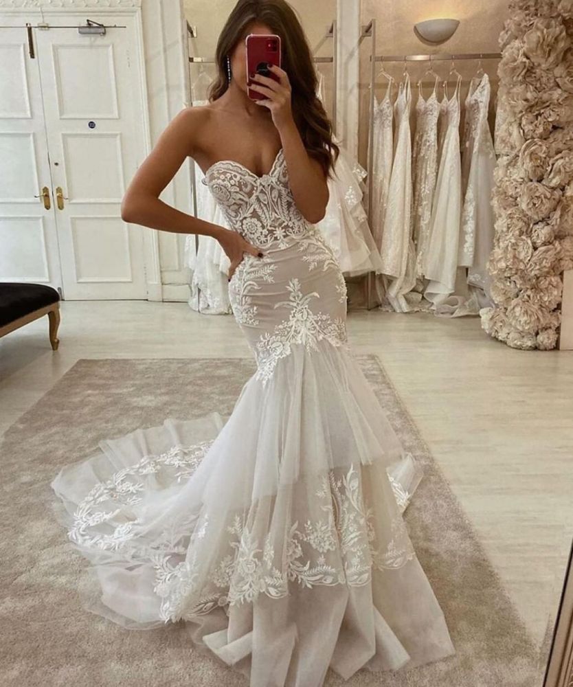 Elegant Sweetheart Tulle Lace Mermaid Wedding Dress Two-layer Trailing