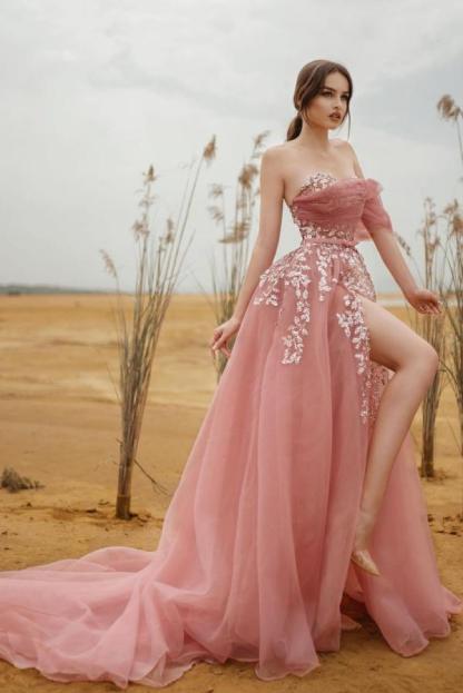 Dusty Pink Strapless Tulle Evening Dress Floor Length Side Slit with White Lace Appliques