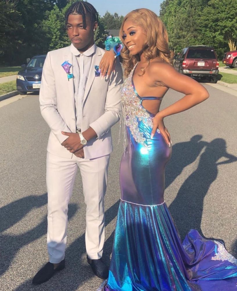 Asymmetric Beads Appliques Prom Dresses | Alluring Open Back Fit and Flare Evening Gowns