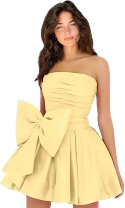 Chic Ruched Satin Short Homecoming Dresses Strapless Knee Length Party Dress with Bow