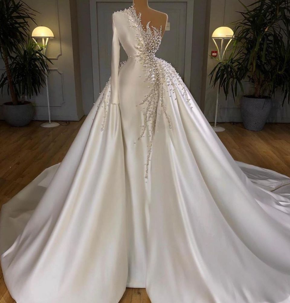 Charming One Shoulder Satin Mermaid Wedding Gowns Pearls Beading Party Gowns