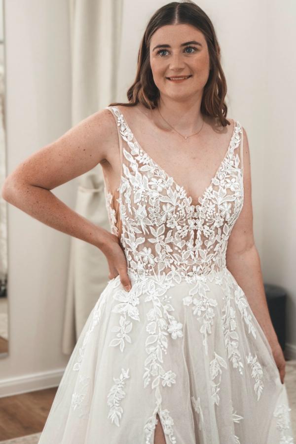 Unique Strapless Appliques Lace A-Line Wedding Dresses with Slit