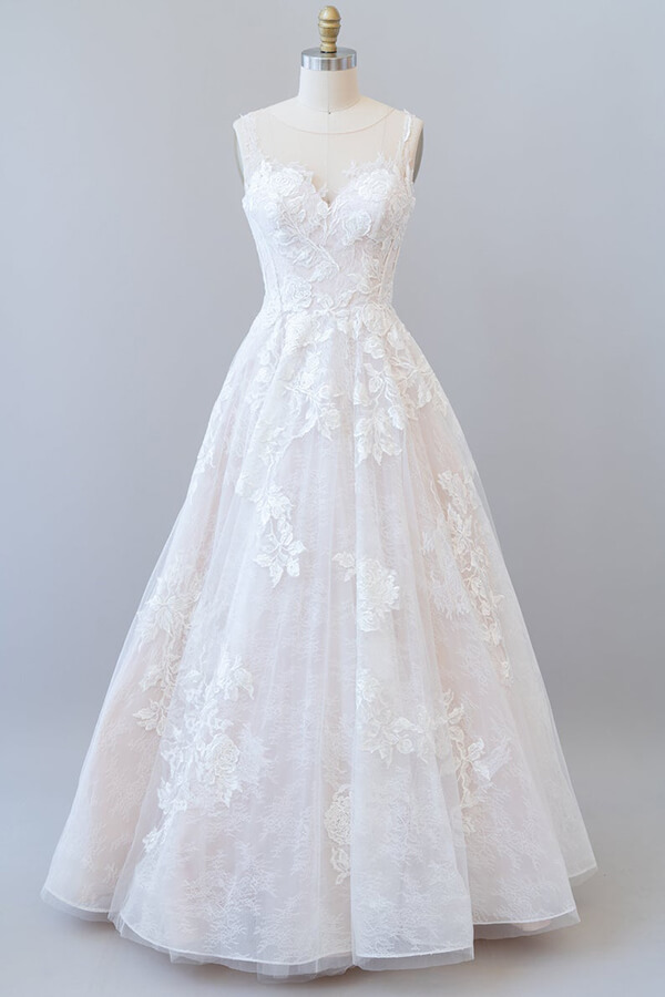 White Sweetheart A-line Princess Lace Wedding Dress
