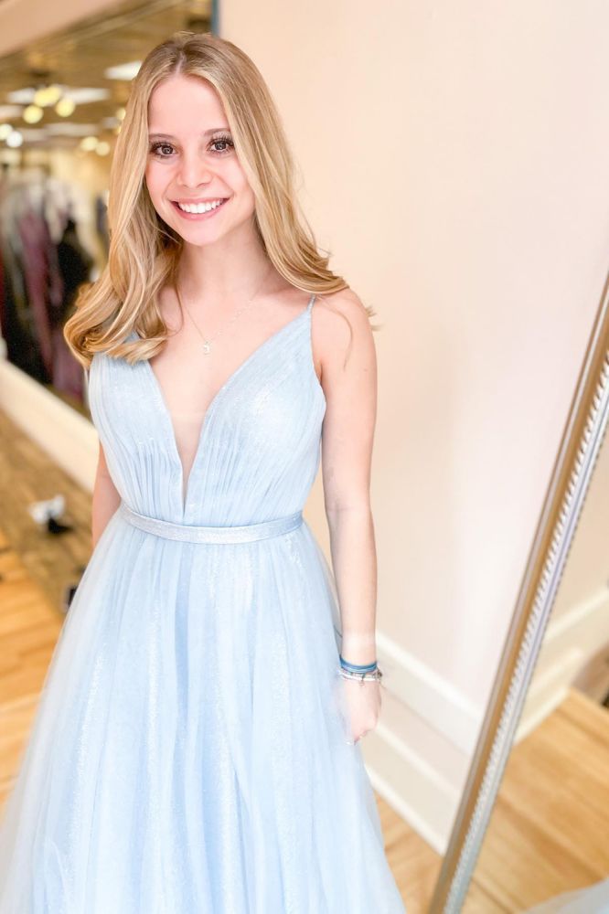 Stunning Sequins A-line Floor-length Spaghetti Straps V-neck Tulle Prom Dress