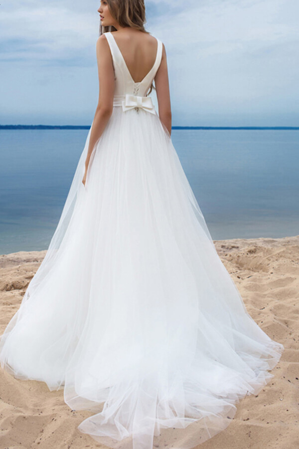 High neck Keyhole White A-line Tulle Bridal Gowns