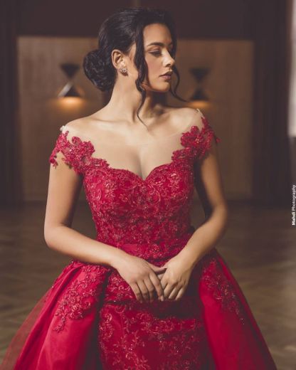 Charming Red Off Shoulder Lace Appliques Mermaid Prom Gown with Detachable Sweep Train