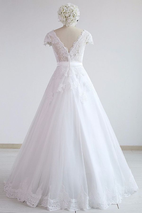Cap sleeves Round neck White Lace Princess Wedding Dresses
